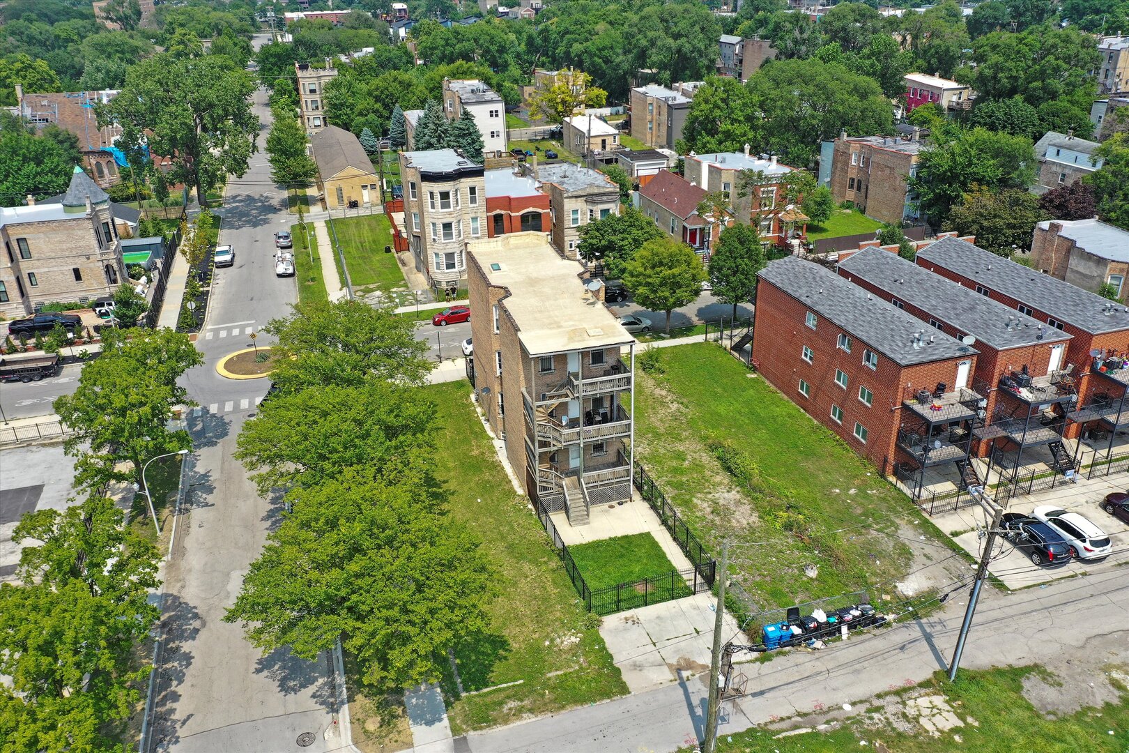 2857 W POLK Street, Chicago, IL 60612