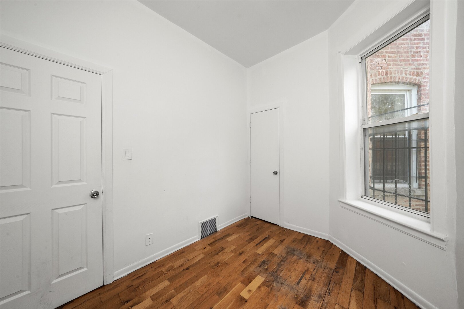 2857 W POLK Street, Chicago, IL 60612