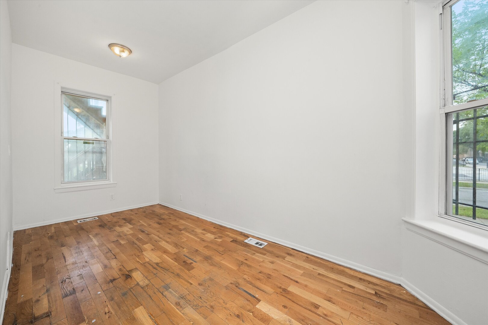2857 W POLK Street, Chicago, IL 60612