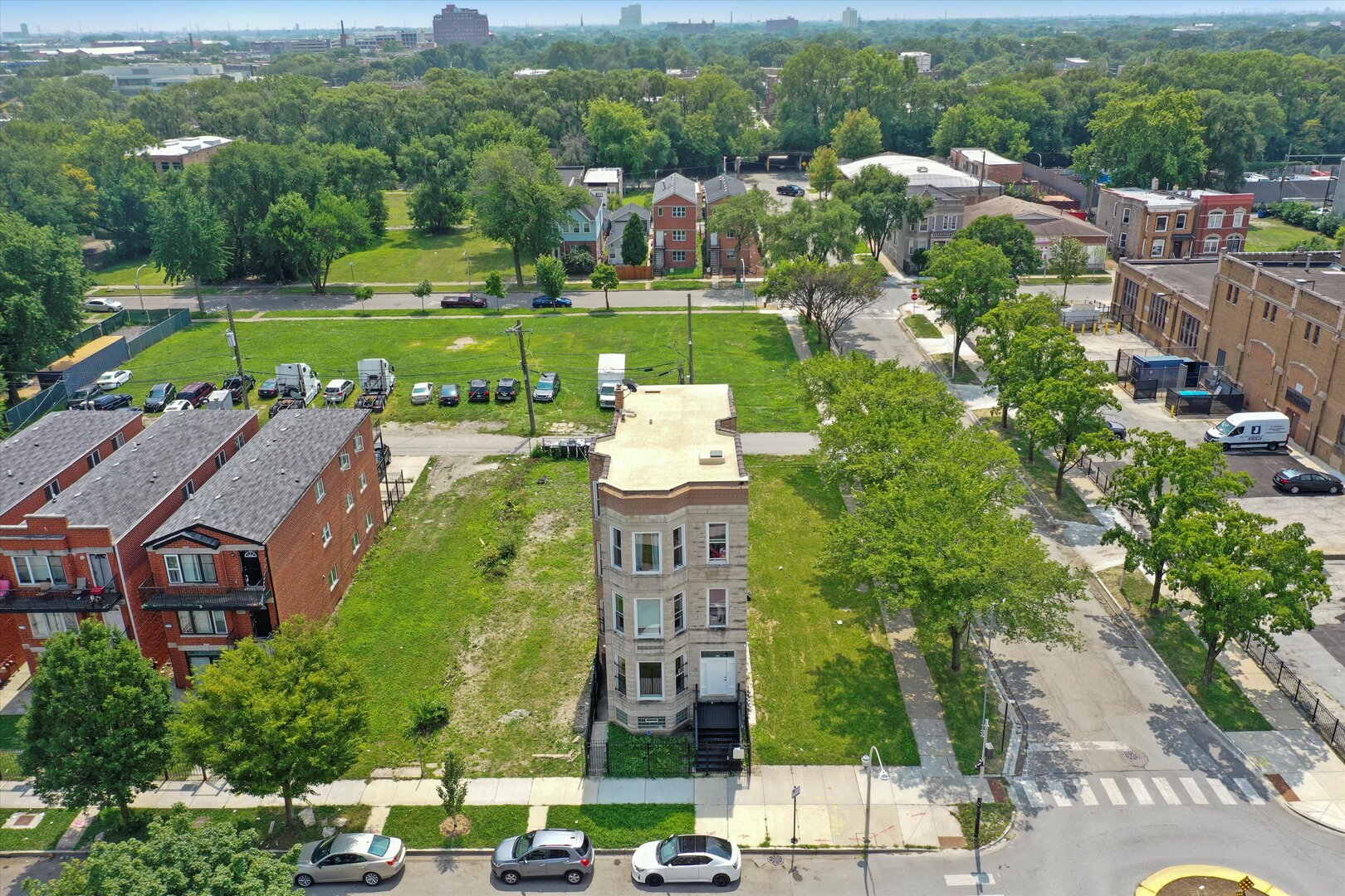 2857 W POLK Street, Chicago, IL 60612