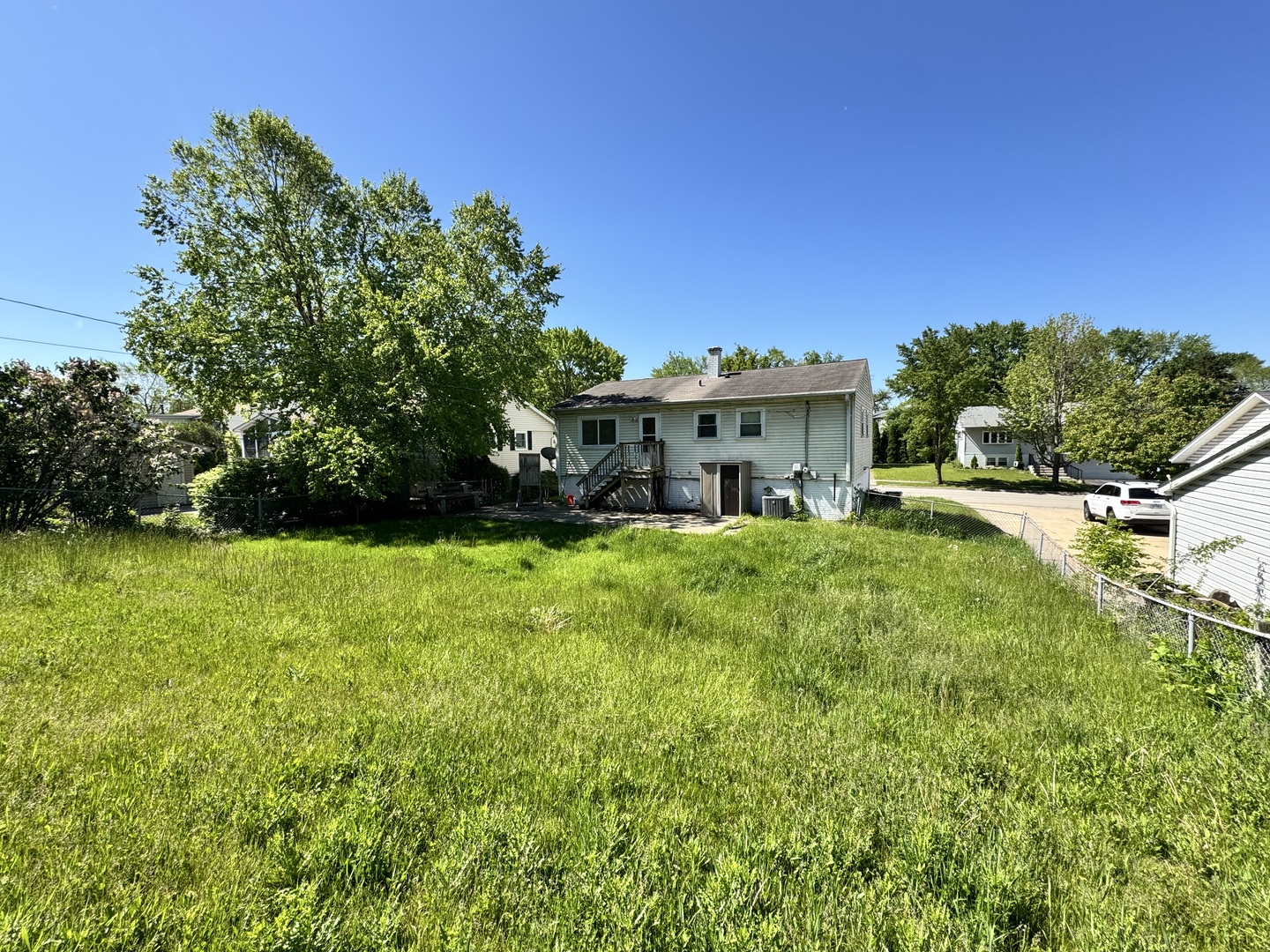 55 W Green Meadows Boulevard, Streamwood, IL 60107