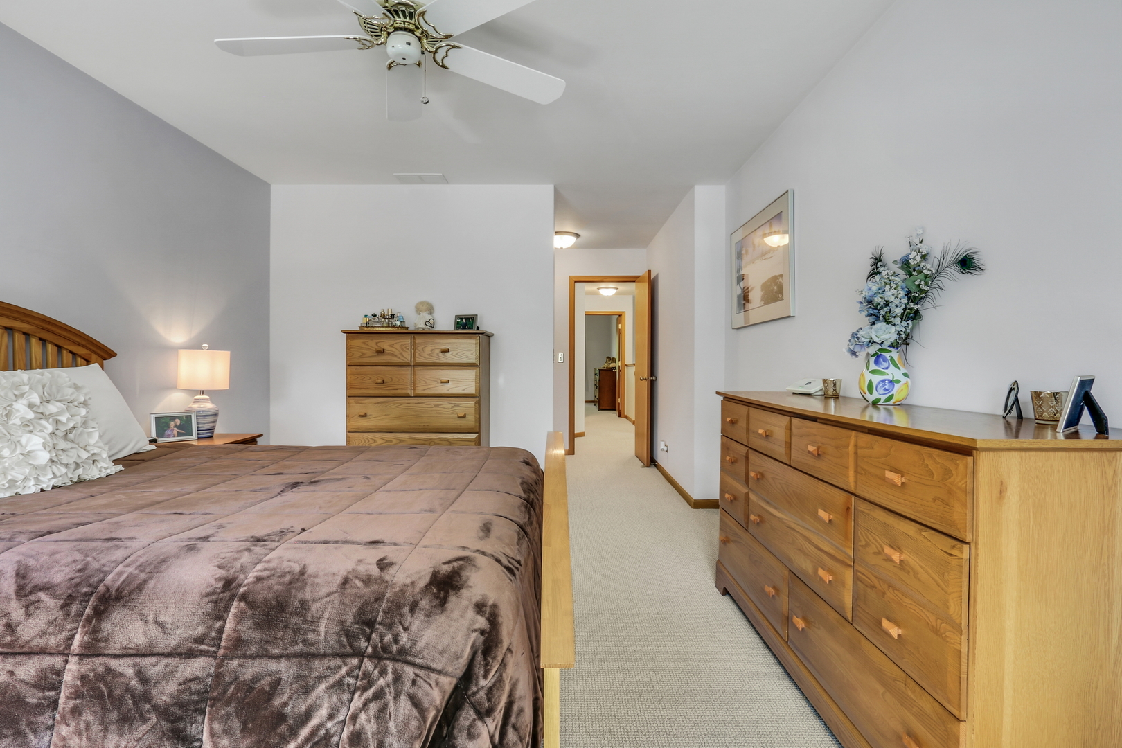 2101 Peach Tree Lane, Algonquin, IL 60102