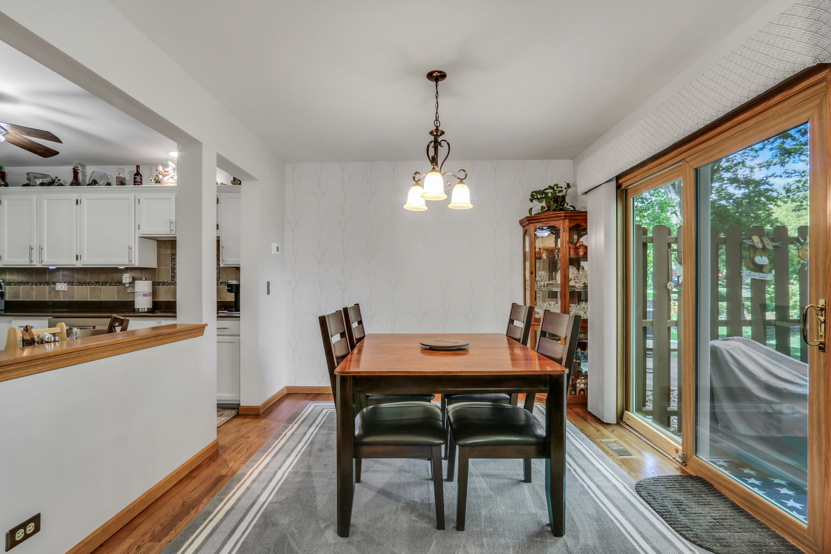 2101 Peach Tree Lane, Algonquin, IL 60102