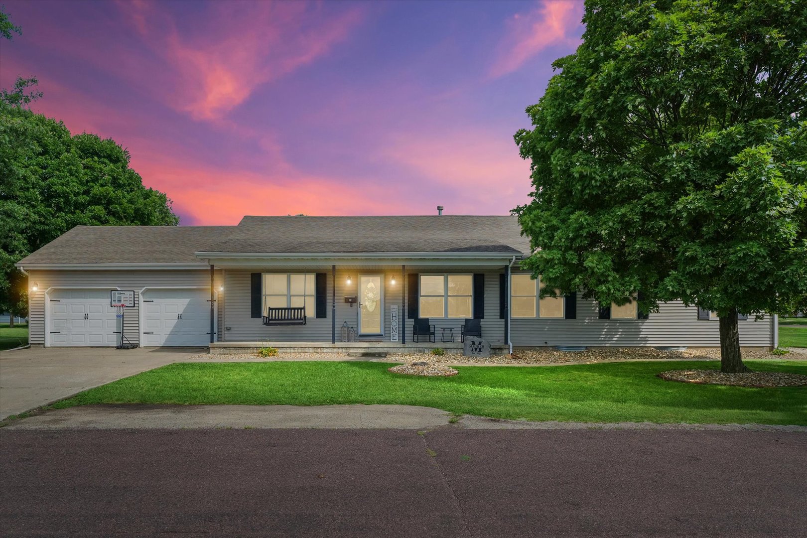 110 W 17th Street, Gibson City, IL 60936