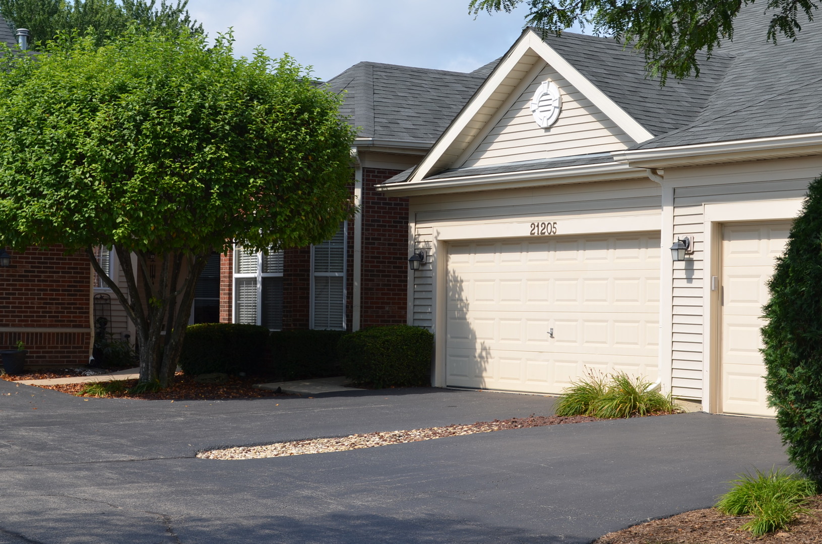21205 W Cypress Lane, Plainfield, IL 60544