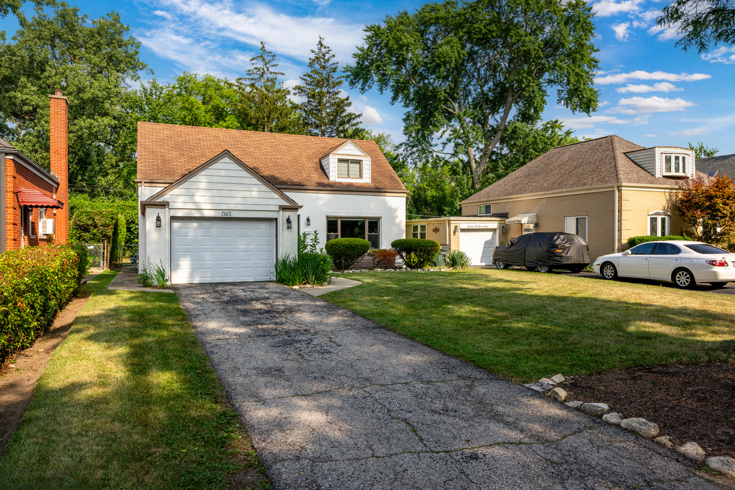 7025 N Kenton Avenue, Lincolnwood, IL 60712