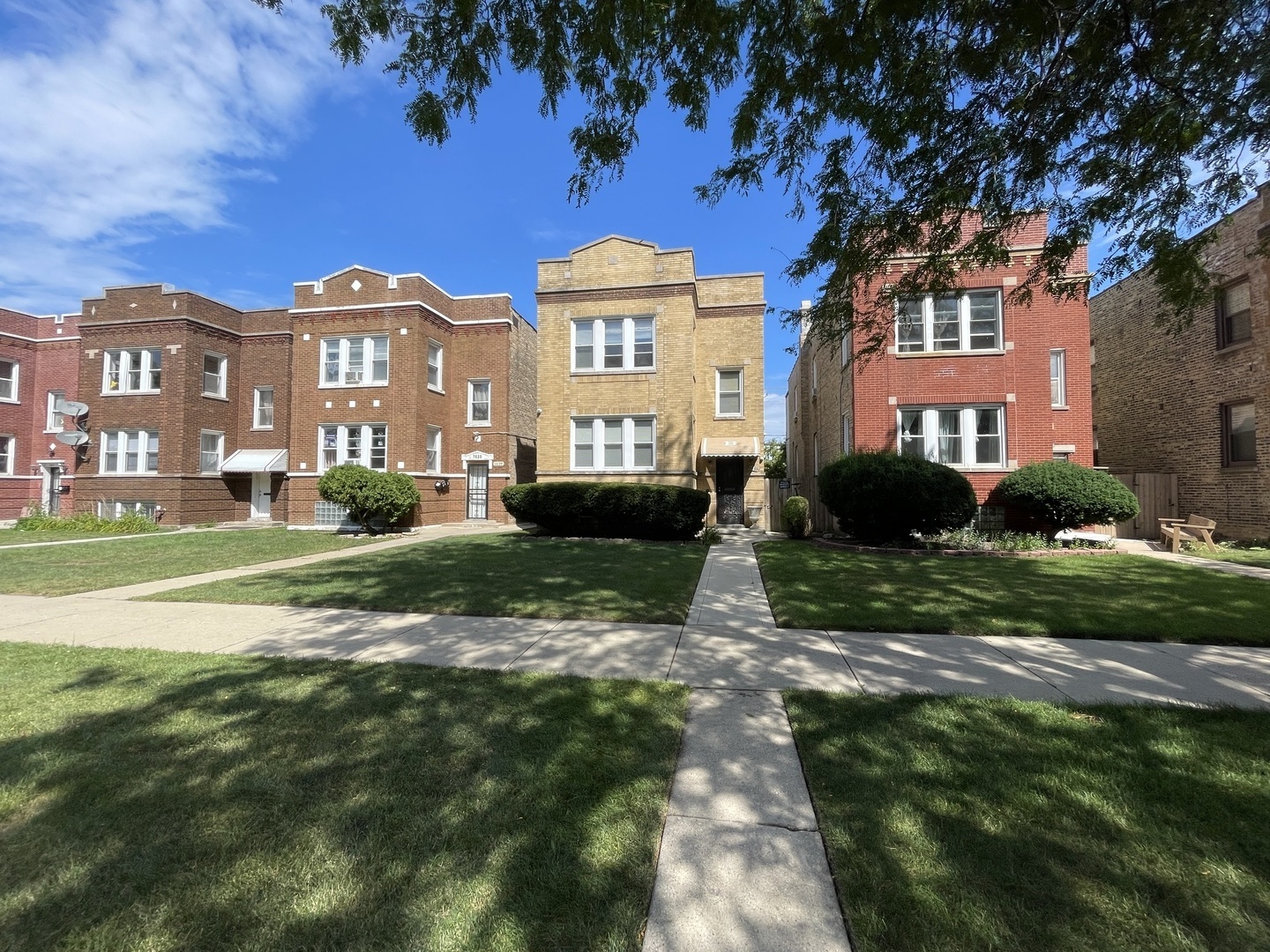 1635 N Central Avenue #2, Chicago, IL 60639