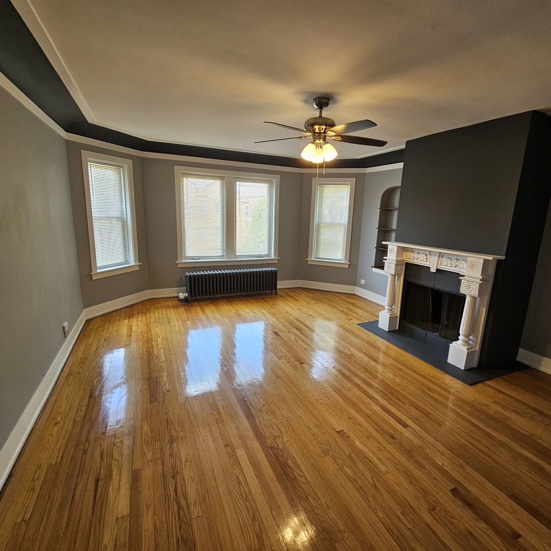 424 Wisconsin Avenue #3N, Oak Park, IL 60302