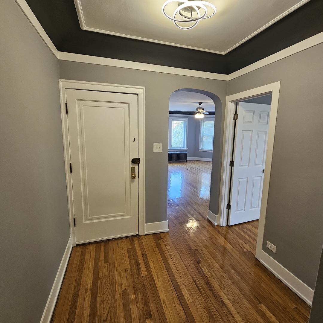 424 Wisconsin Avenue #3N, Oak Park, IL 60302