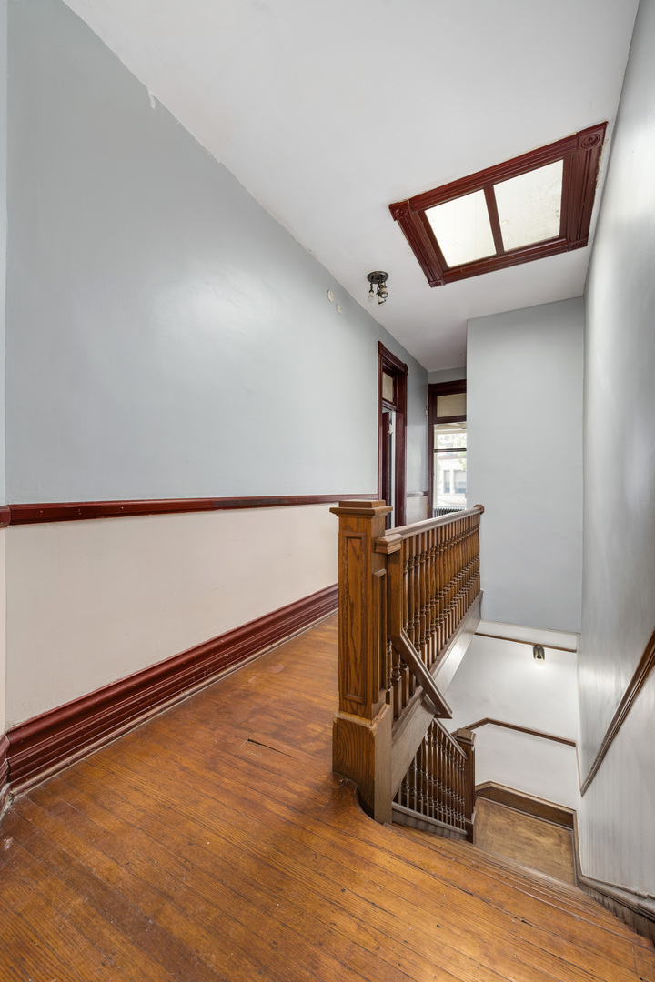 4444 S Berkeley Avenue, Chicago, IL 60653