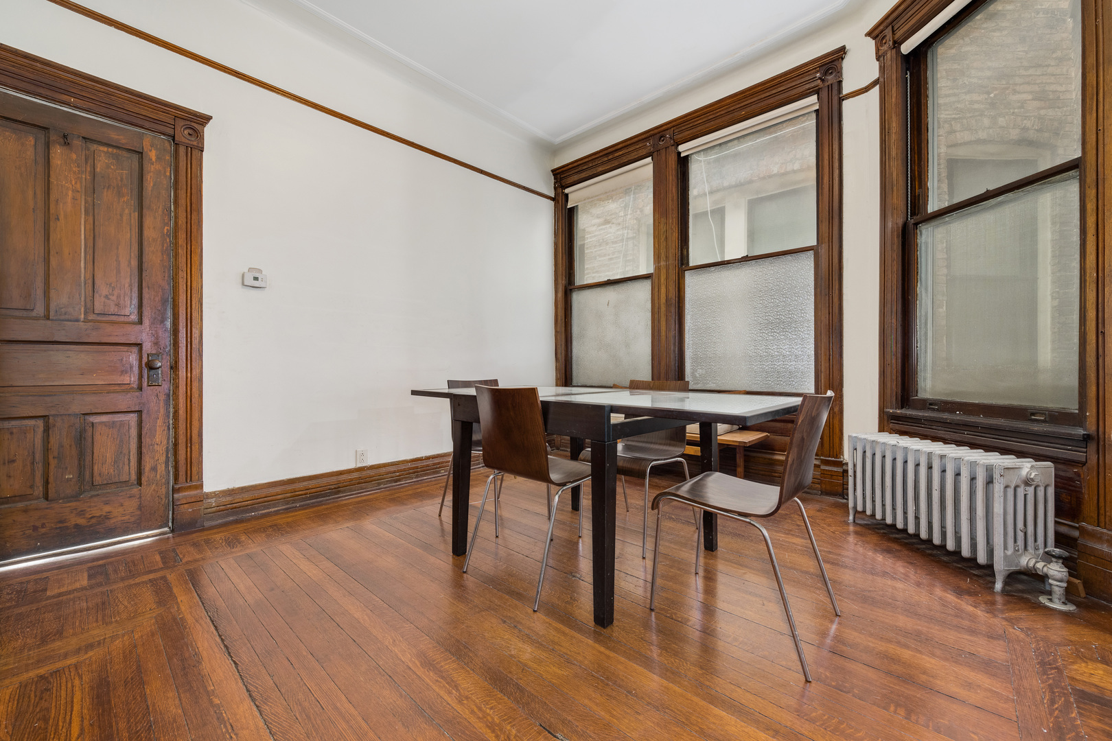 4444 S Berkeley Avenue, Chicago, IL 60653