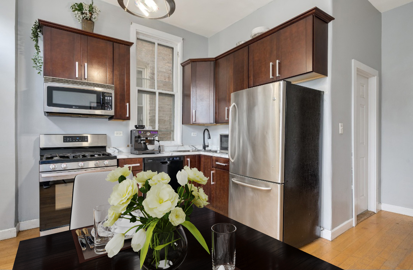 4444 S Berkeley Avenue, Chicago, IL 60653