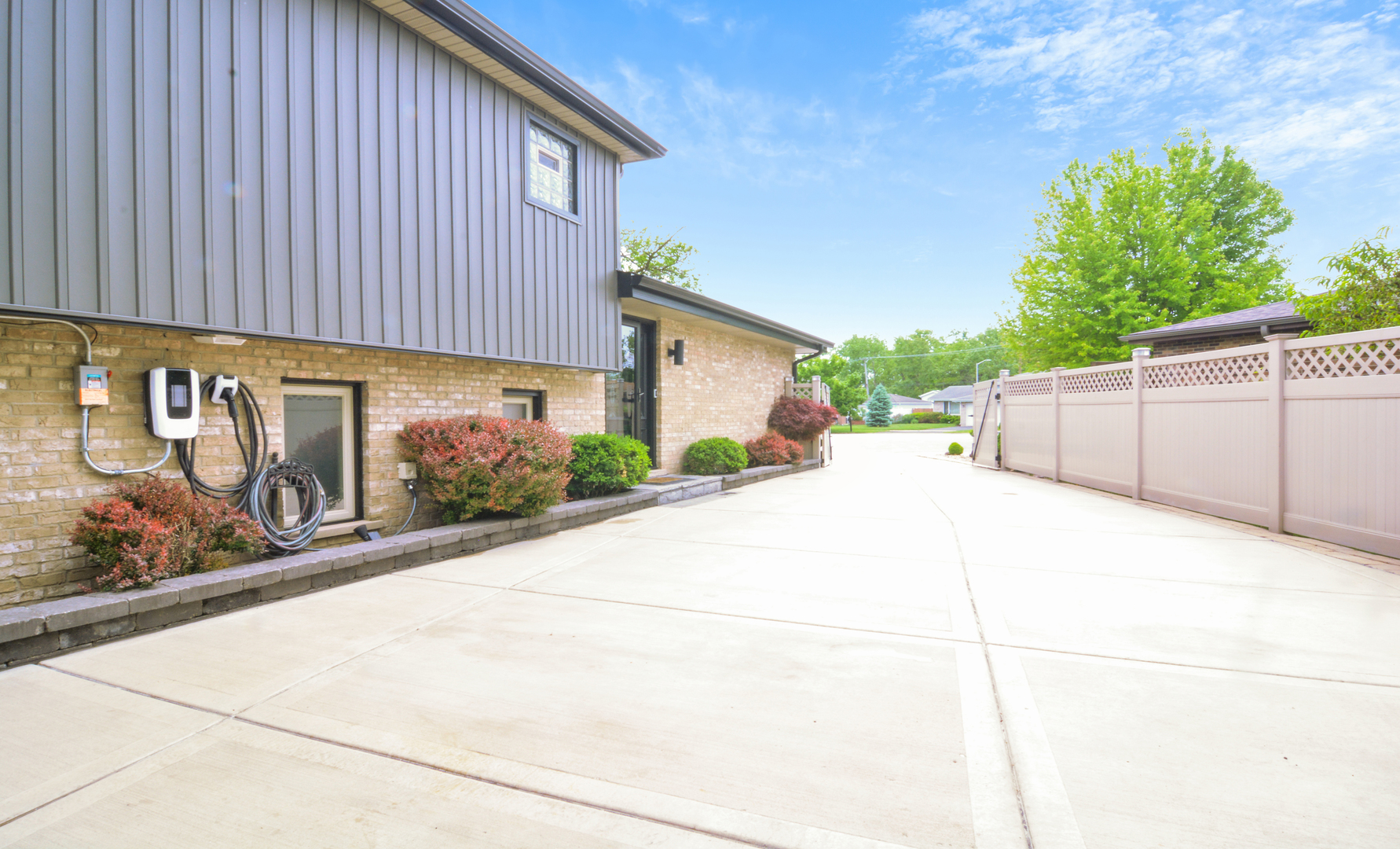 4690 W 130th Court, Alsip, IL 60803