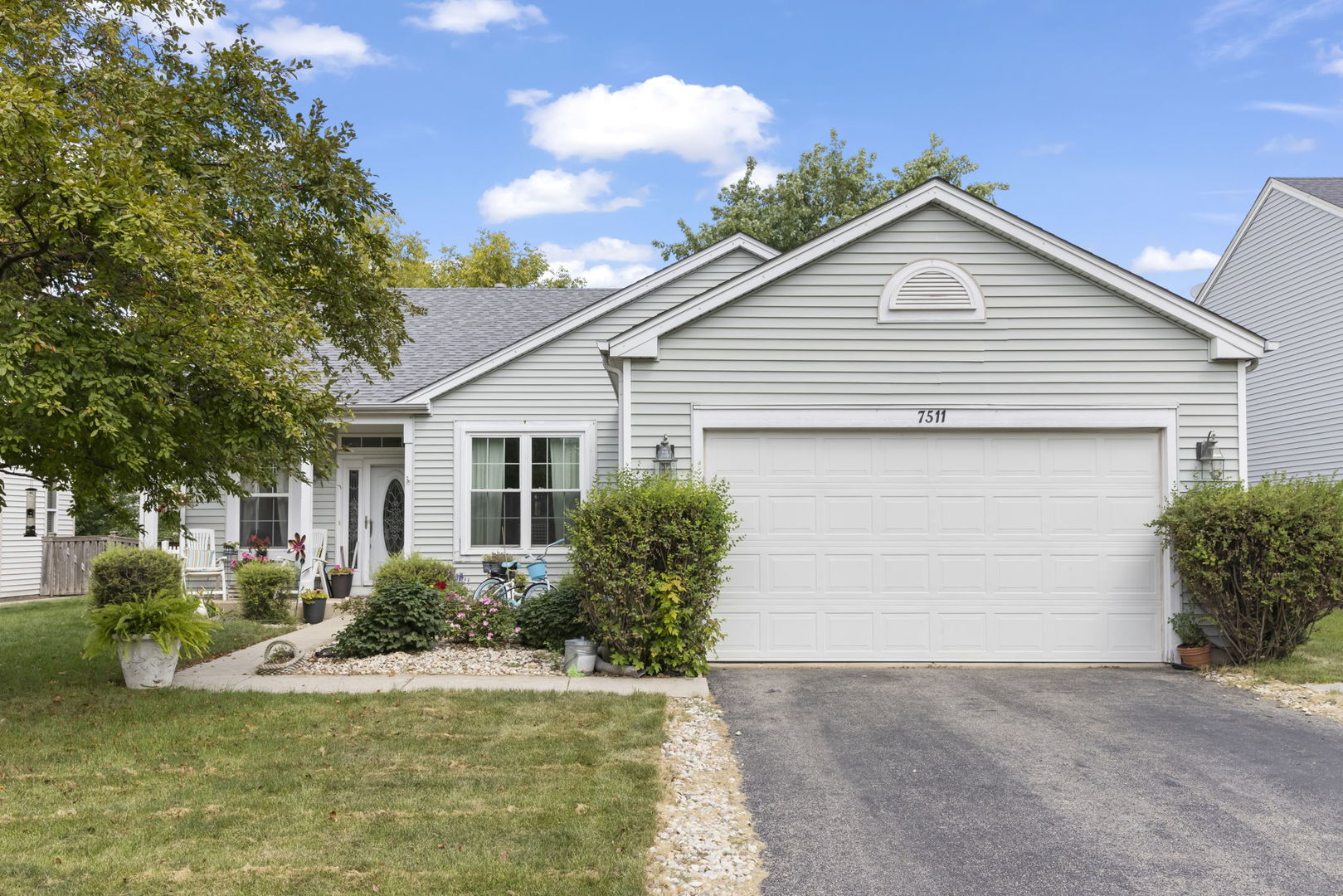 7511 Burshire Drive, Plainfield, IL 60586