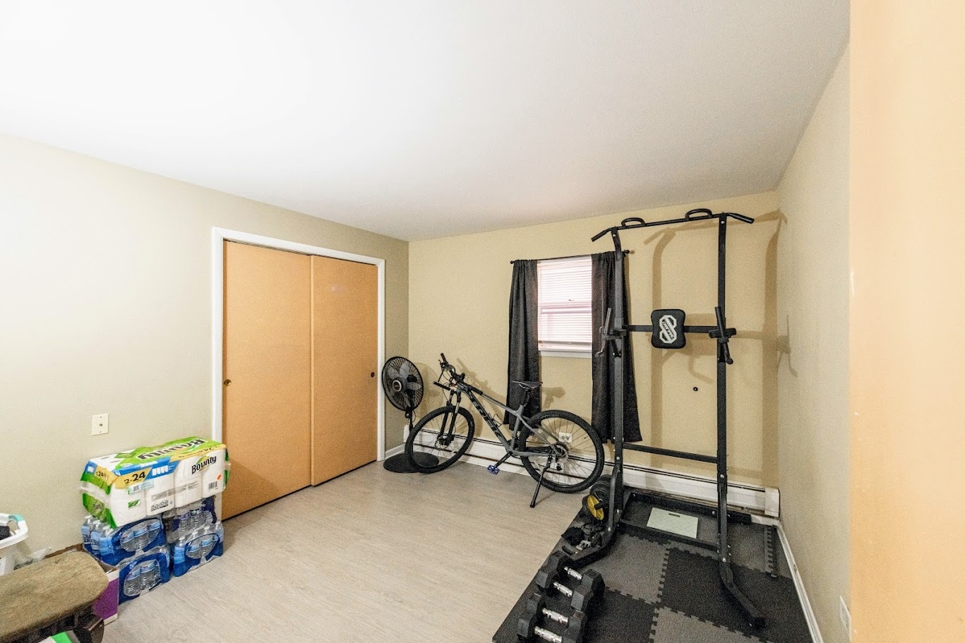 1617 N 35th Avenue, Melrose Park, IL 60160
