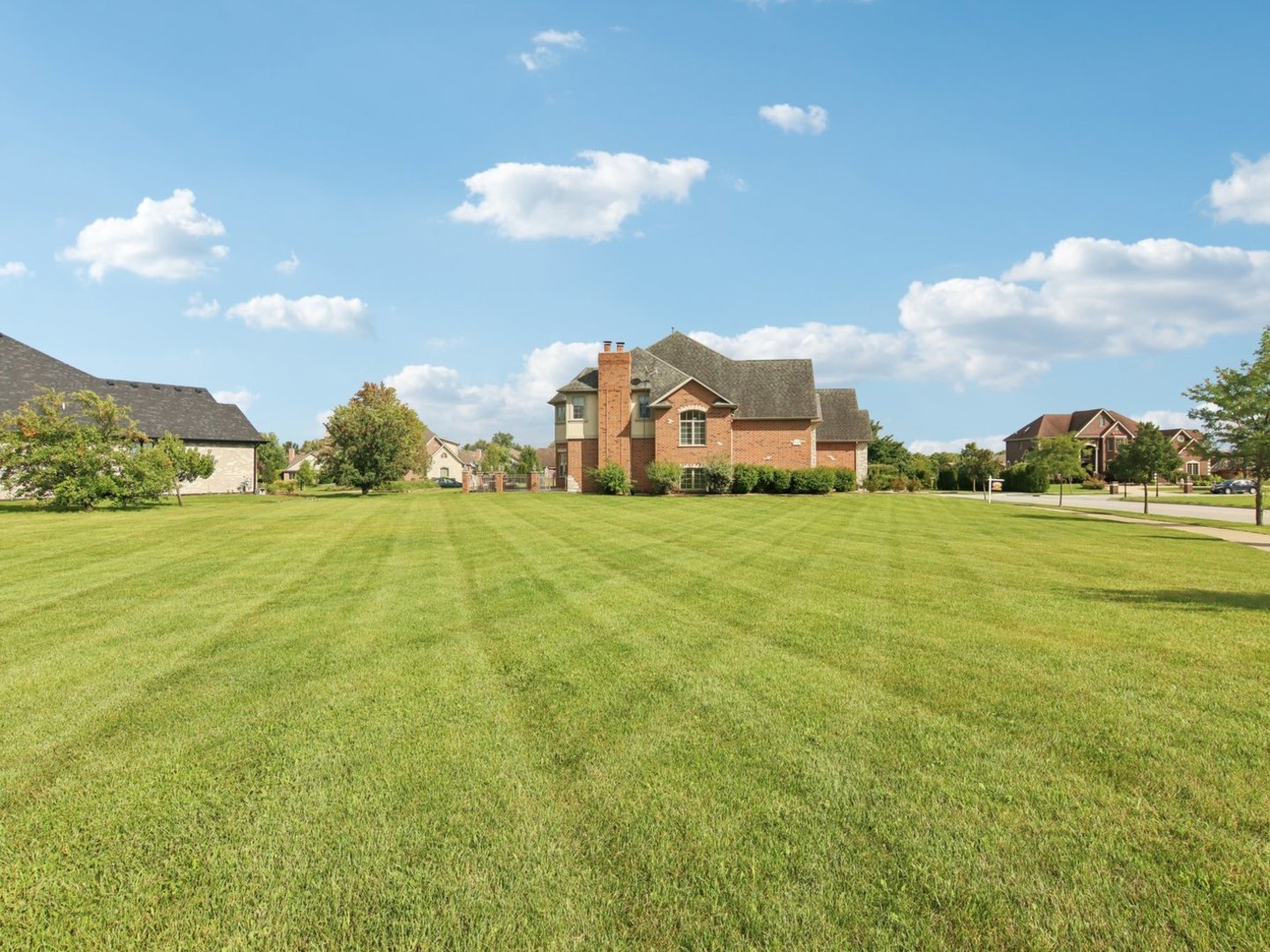 20350 PORT WASHINGTON Court, Frankfort, IL 60423
