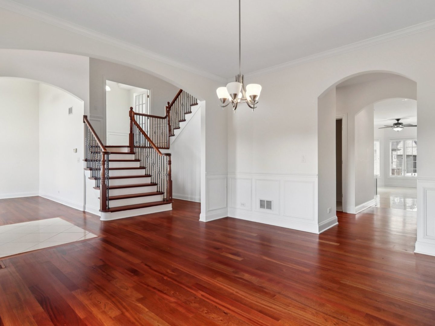 20350 PORT WASHINGTON Court, Frankfort, IL 60423