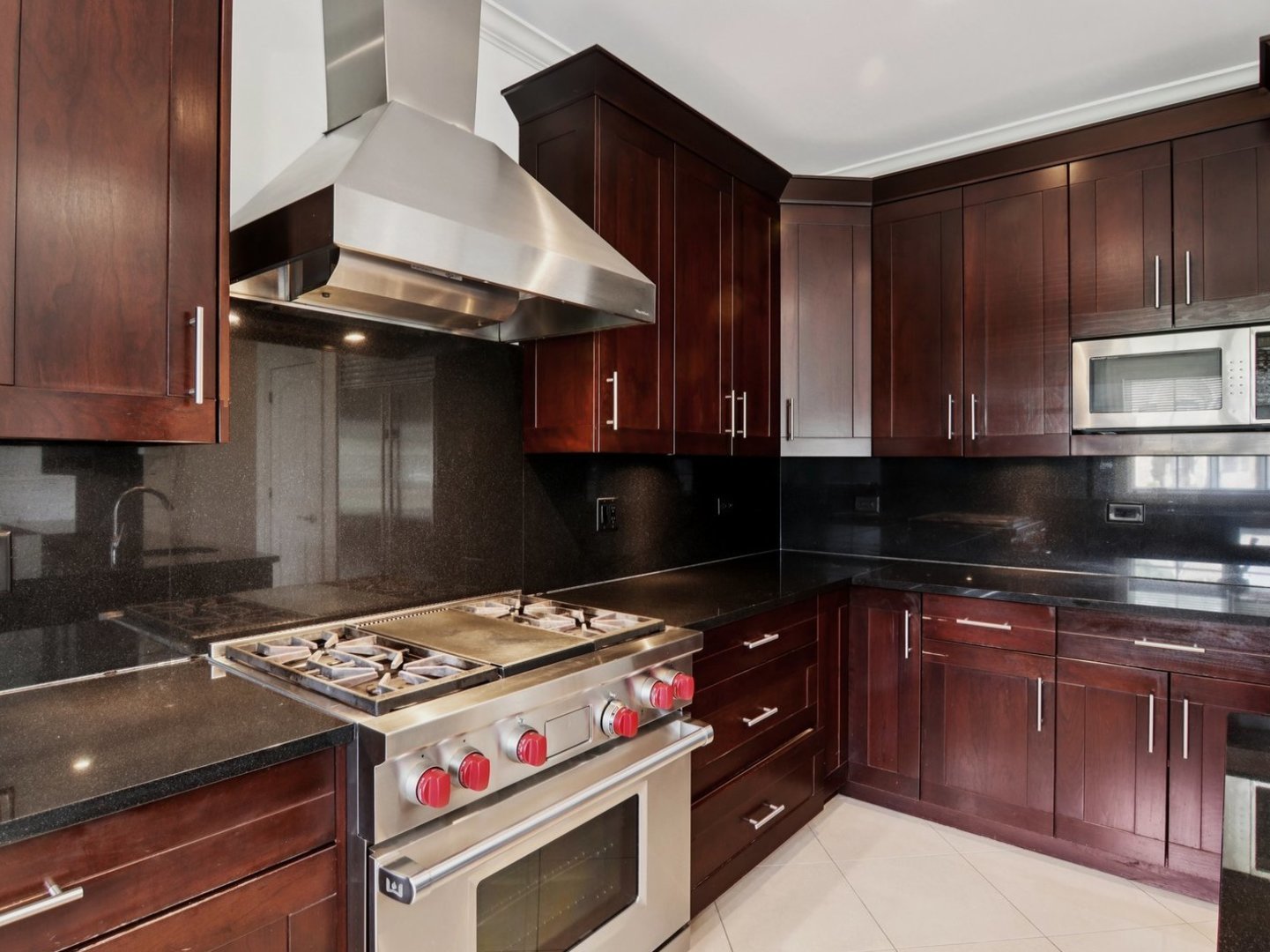 20350 PORT WASHINGTON Court, Frankfort, IL 60423