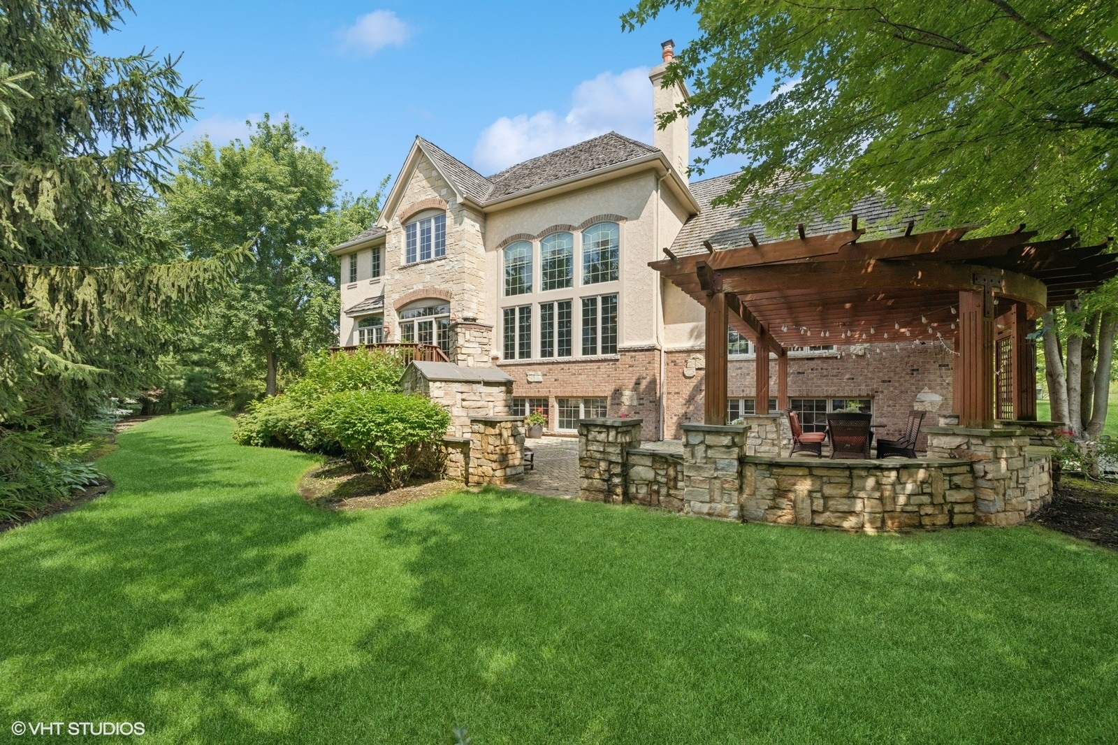 4904 Clover Court, Long Grove, IL 60047