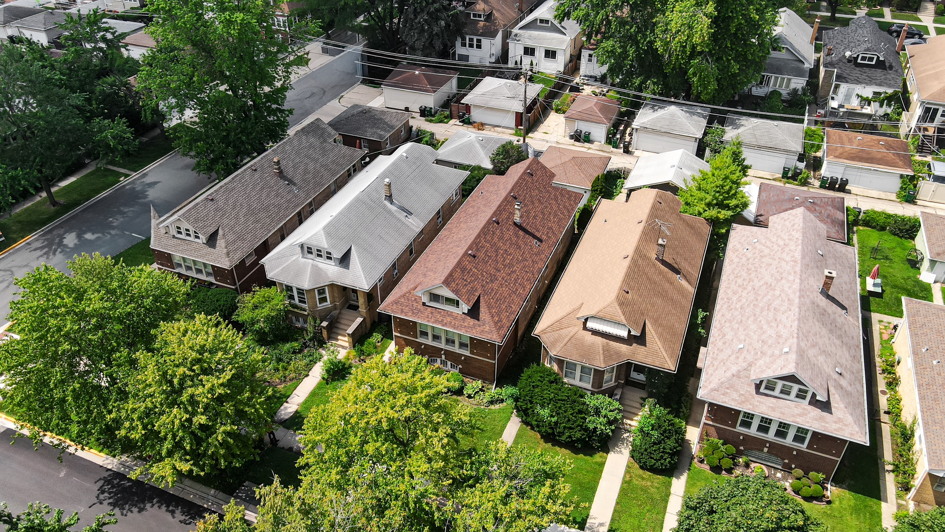 3742 Clinton Avenue, Berwyn, IL 60402