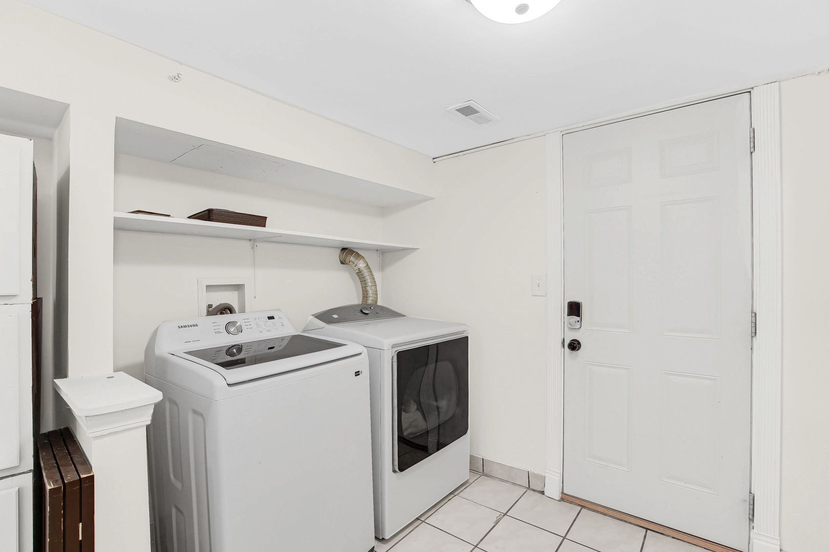 3742 Clinton Avenue, Berwyn, IL 60402