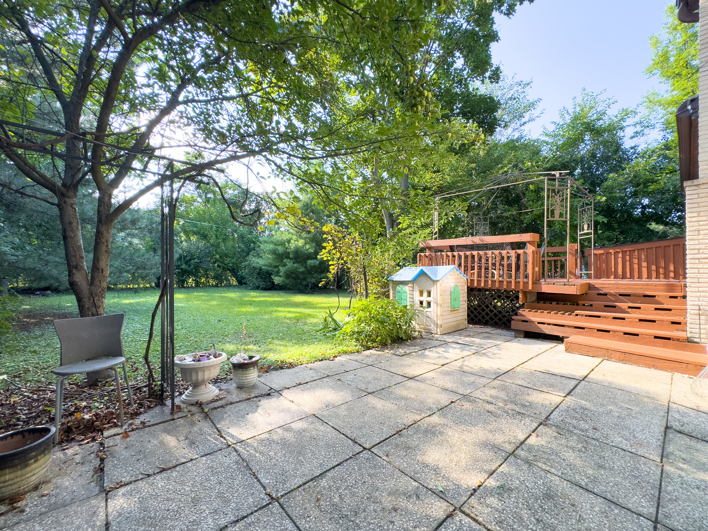 636 Clearview Drive, Glenview, IL 60025