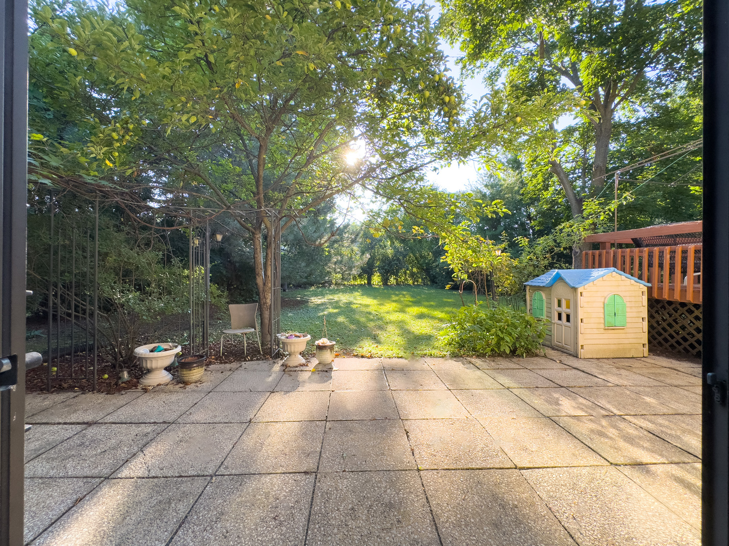 636 Clearview Drive, Glenview, IL 60025