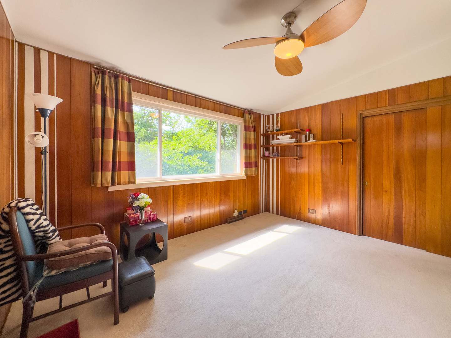 636 Clearview Drive, Glenview, IL 60025