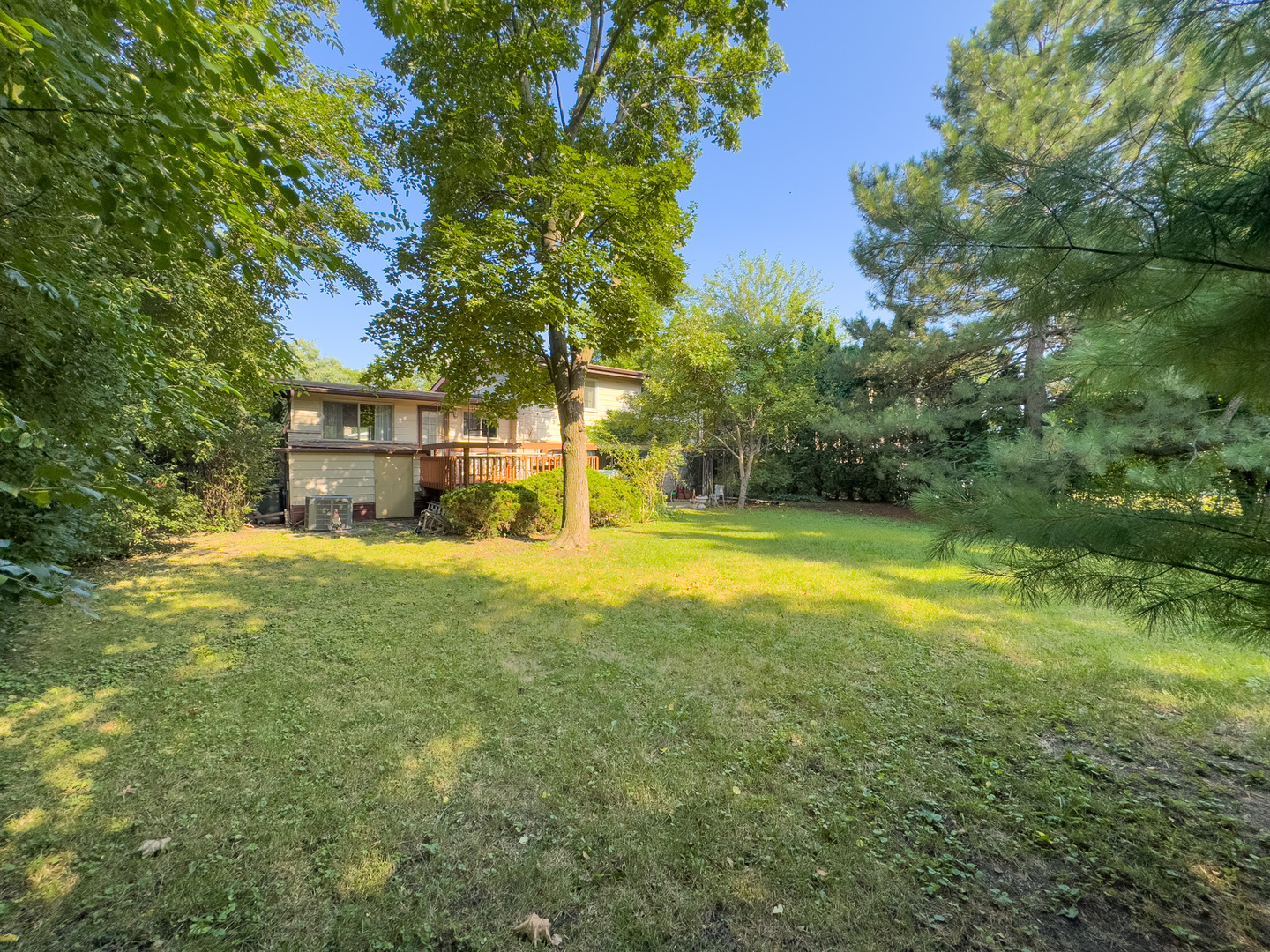 636 Clearview Drive, Glenview, IL 60025