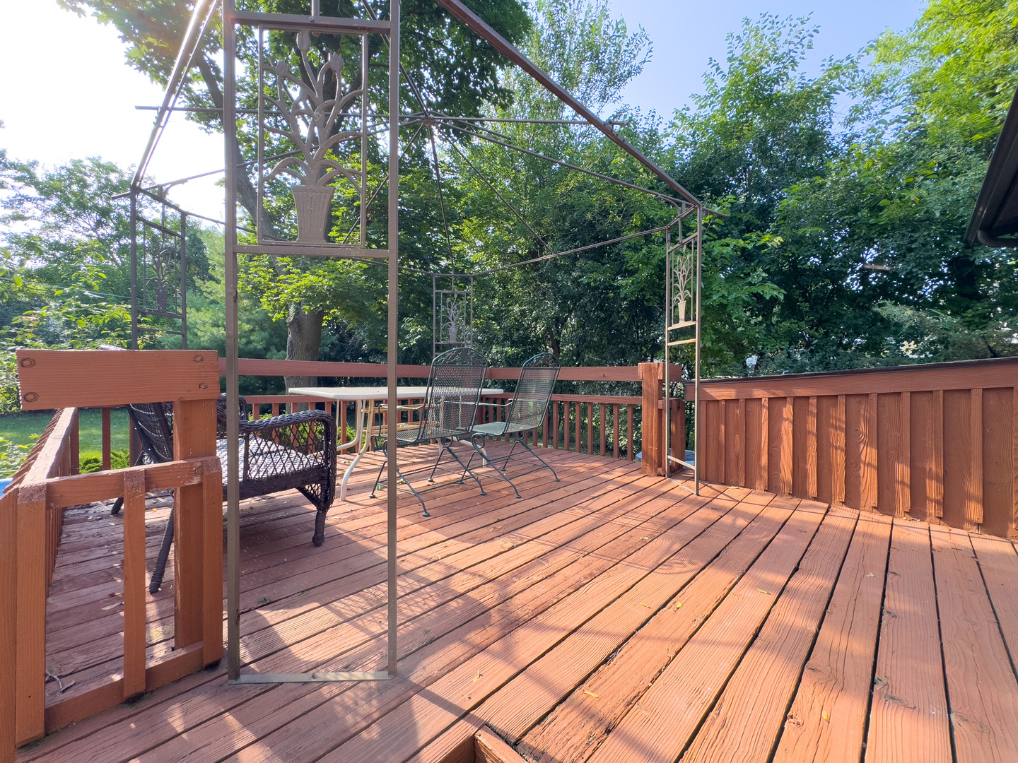 636 Clearview Drive, Glenview, IL 60025
