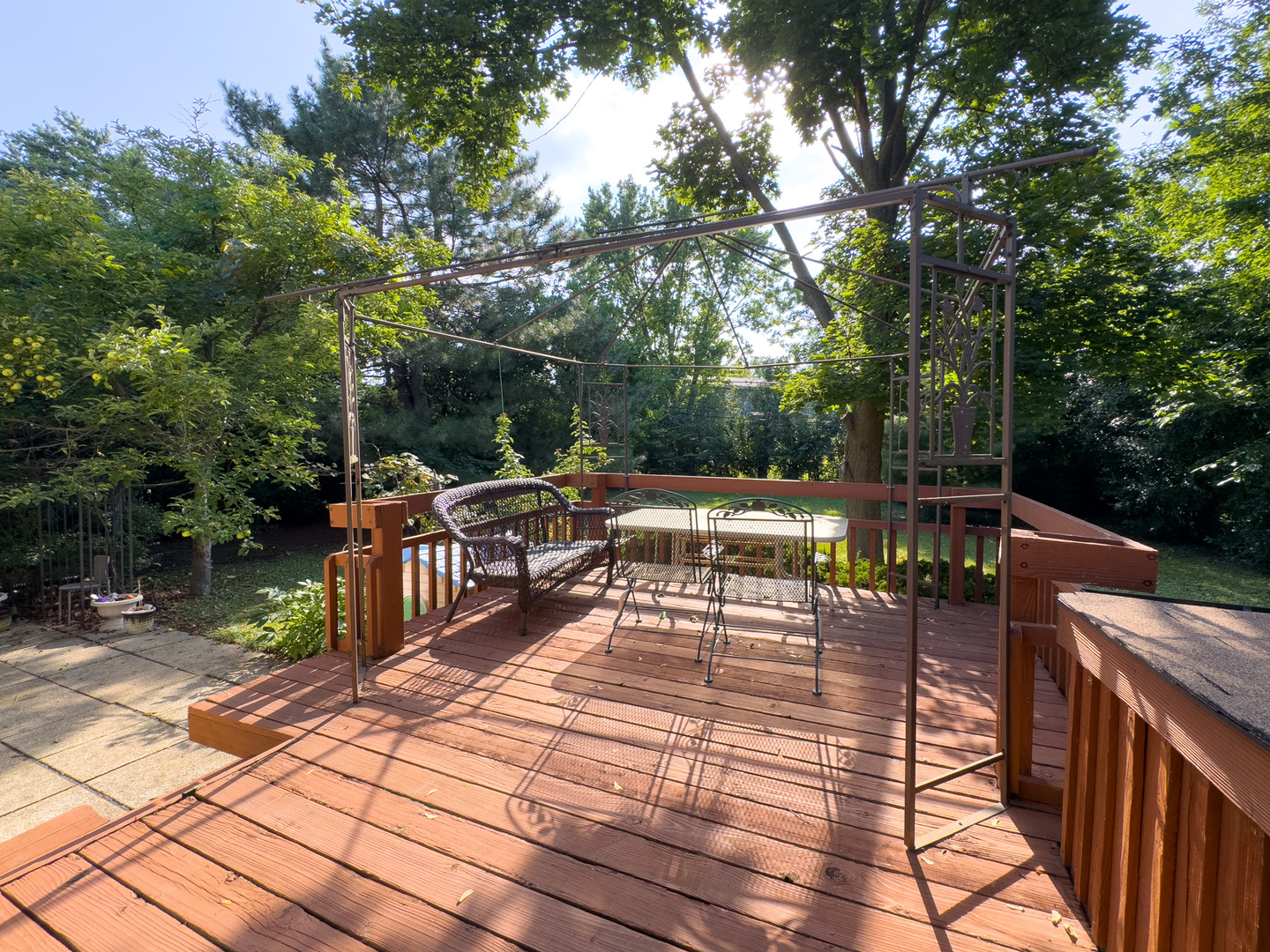636 Clearview Drive, Glenview, IL 60025