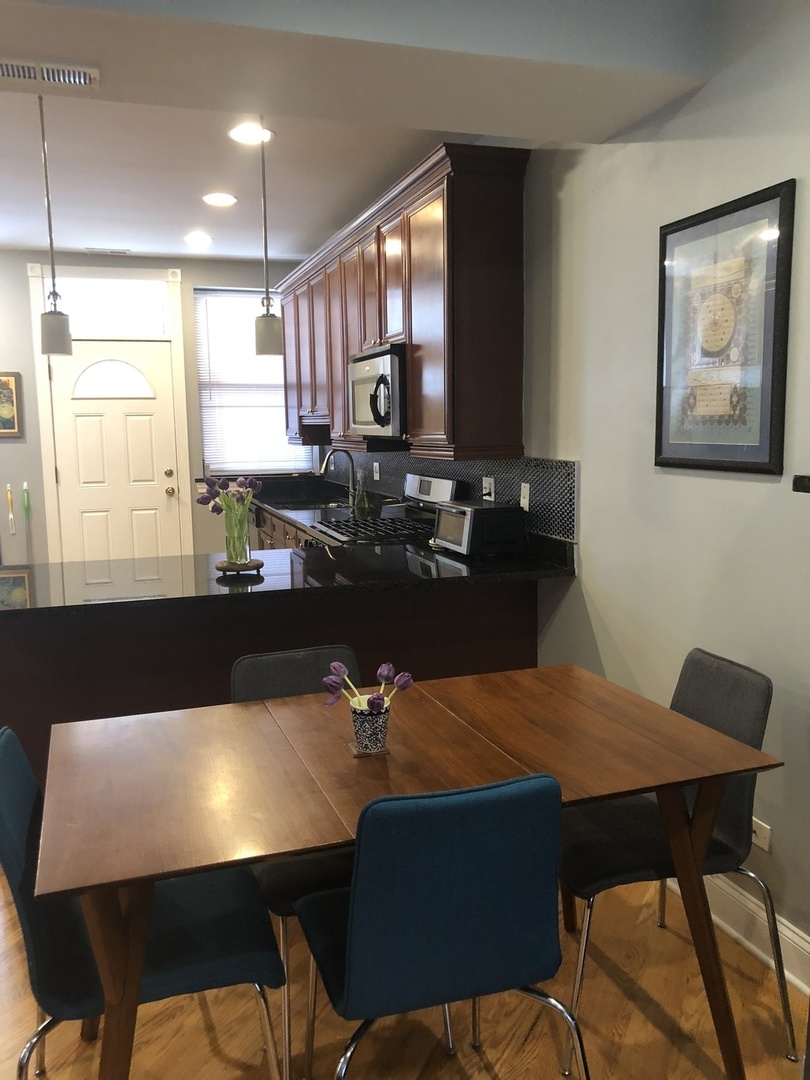 5319 S Harper Avenue #1, Chicago, IL 60615