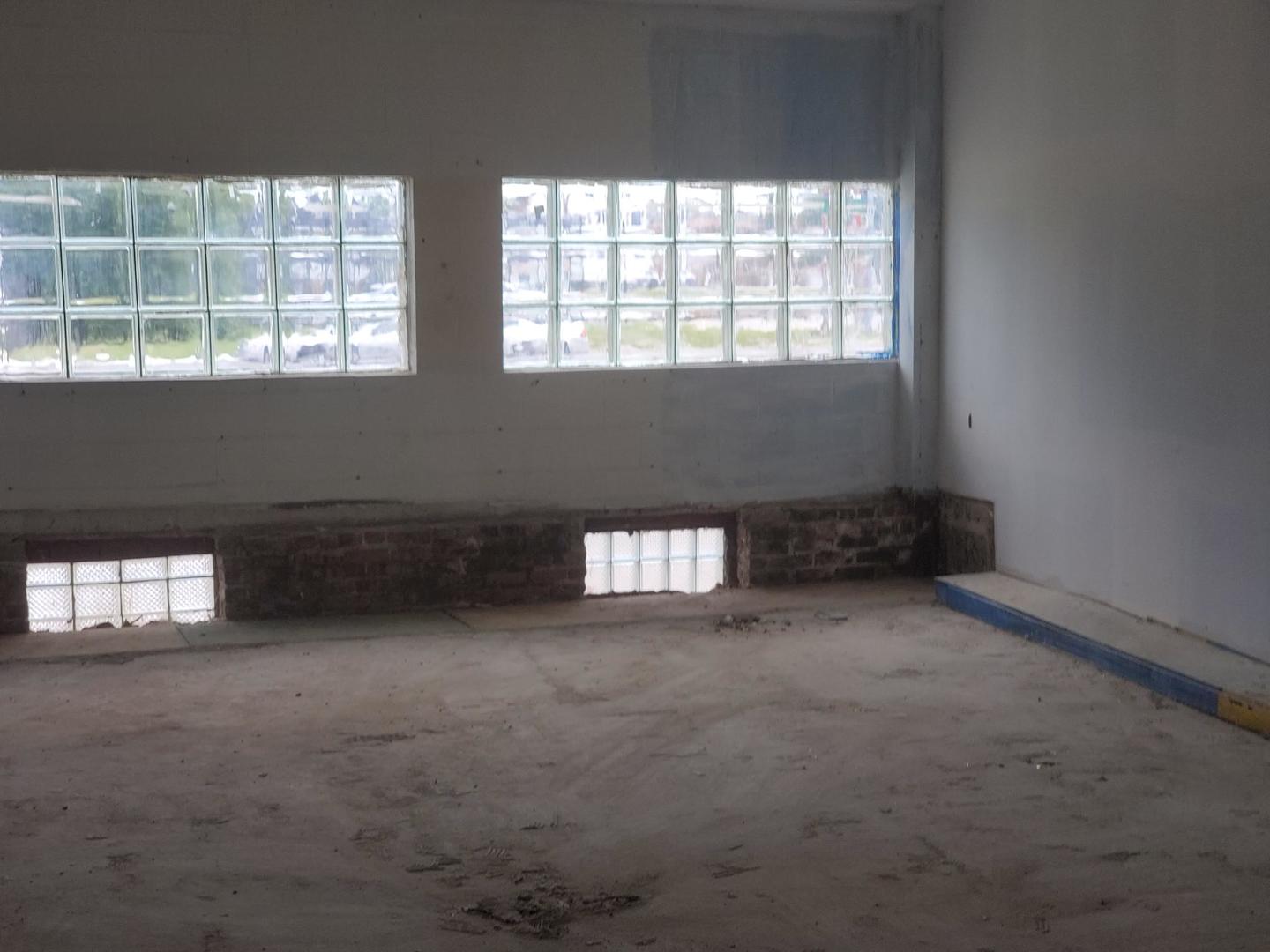 10000 S Michigan Avenue, Chicago, IL 60628