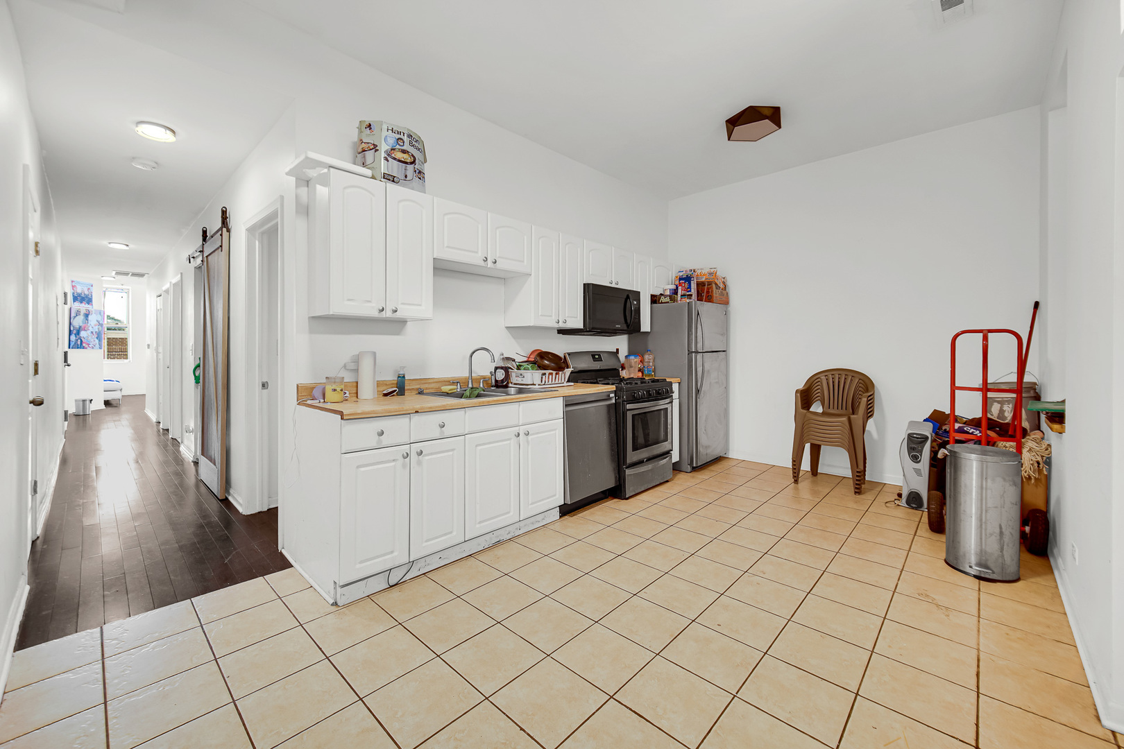 4250 S Cottage Grove Avenue #2S, Chicago, IL 60653