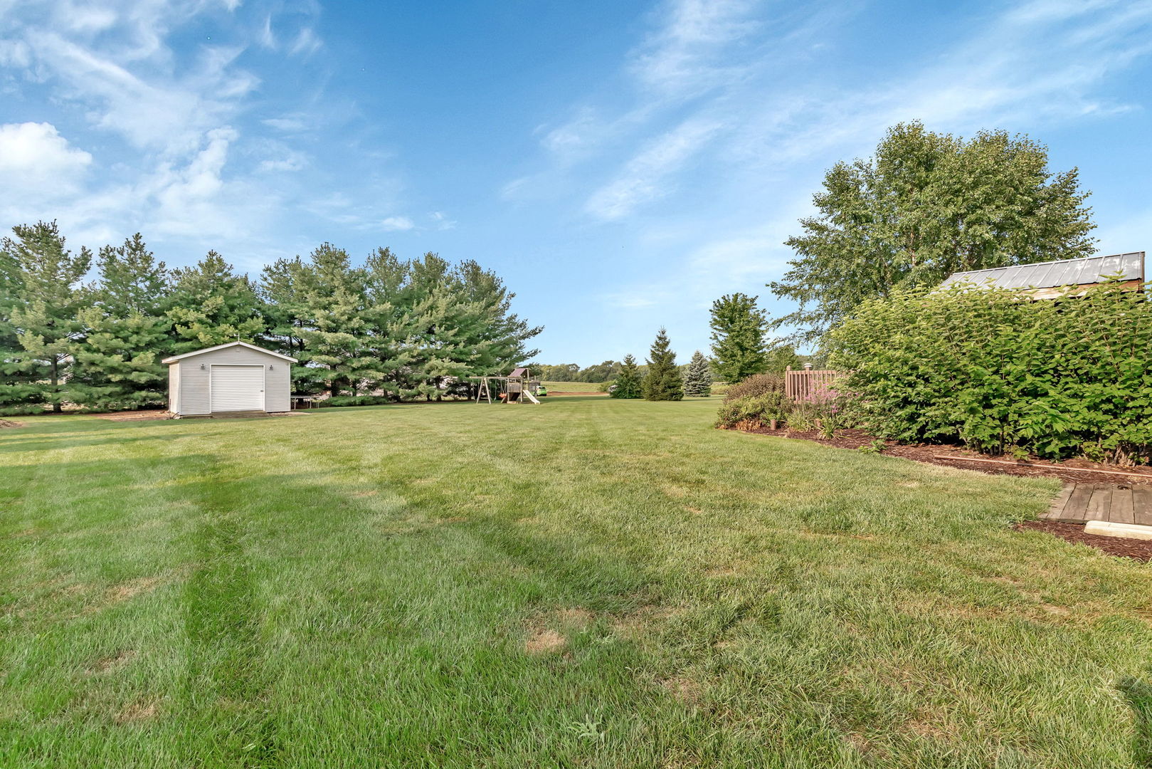 675 E Southmor Road, Morris, IL 60450