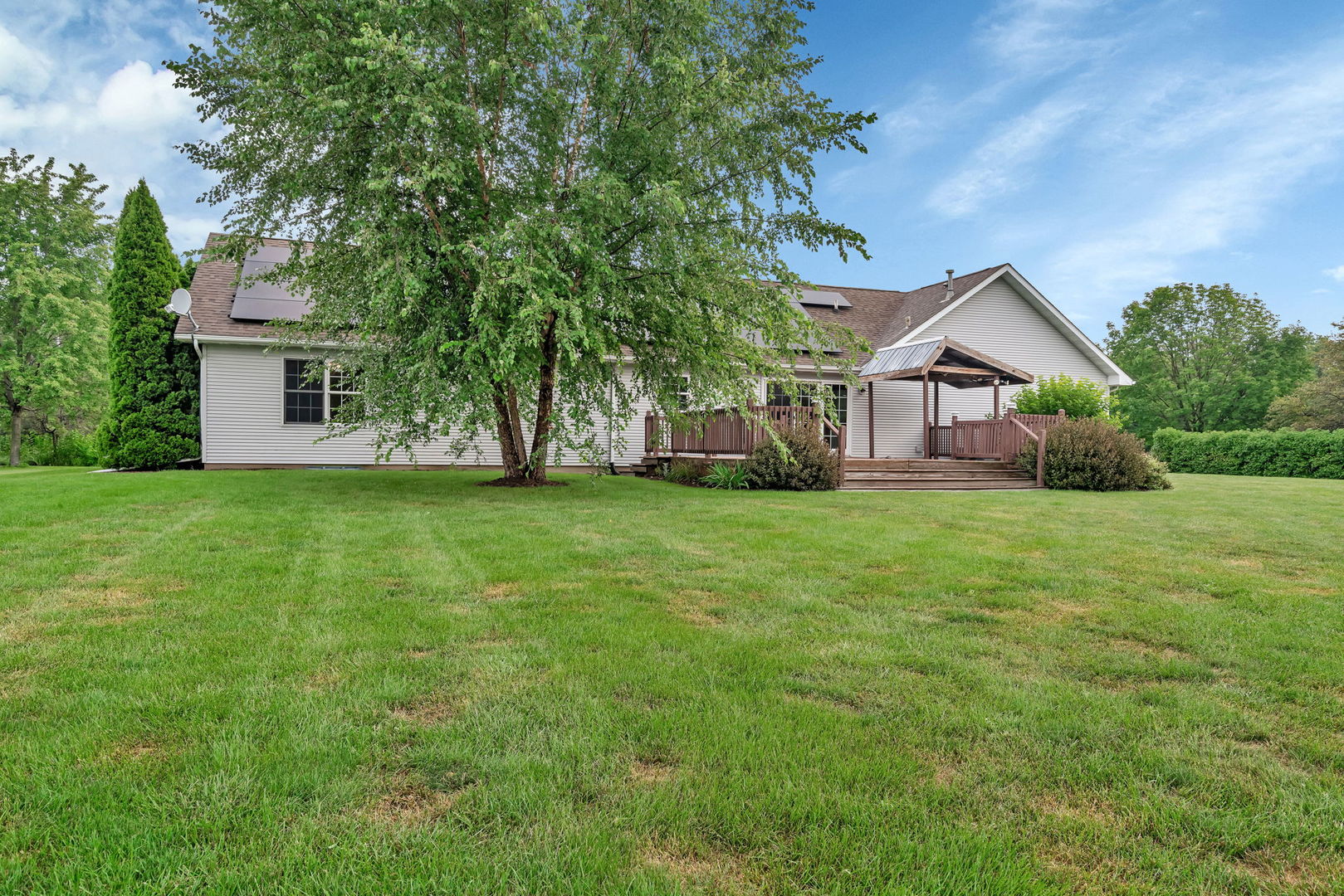 675 E Southmor Road, Morris, IL 60450