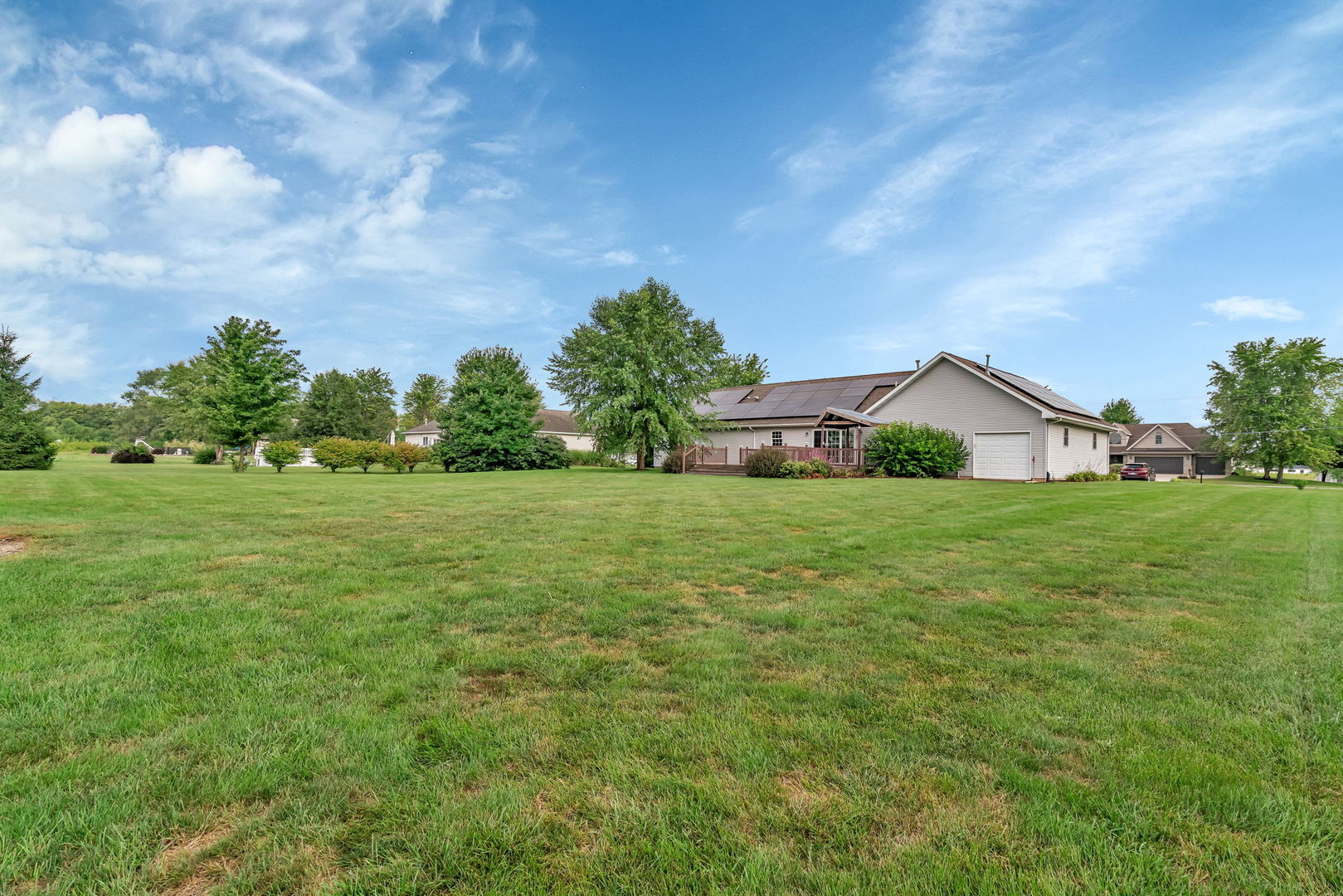 675 E Southmor Road, Morris, IL 60450