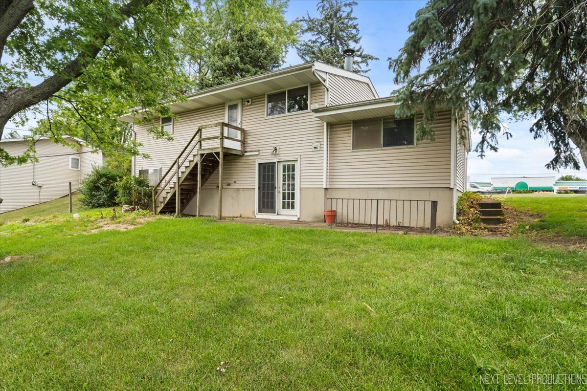 2807 75th Street, Woodridge, IL 60517