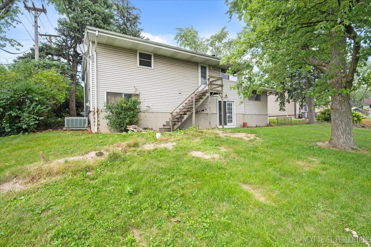 2807 75th Street, Woodridge, IL 60517