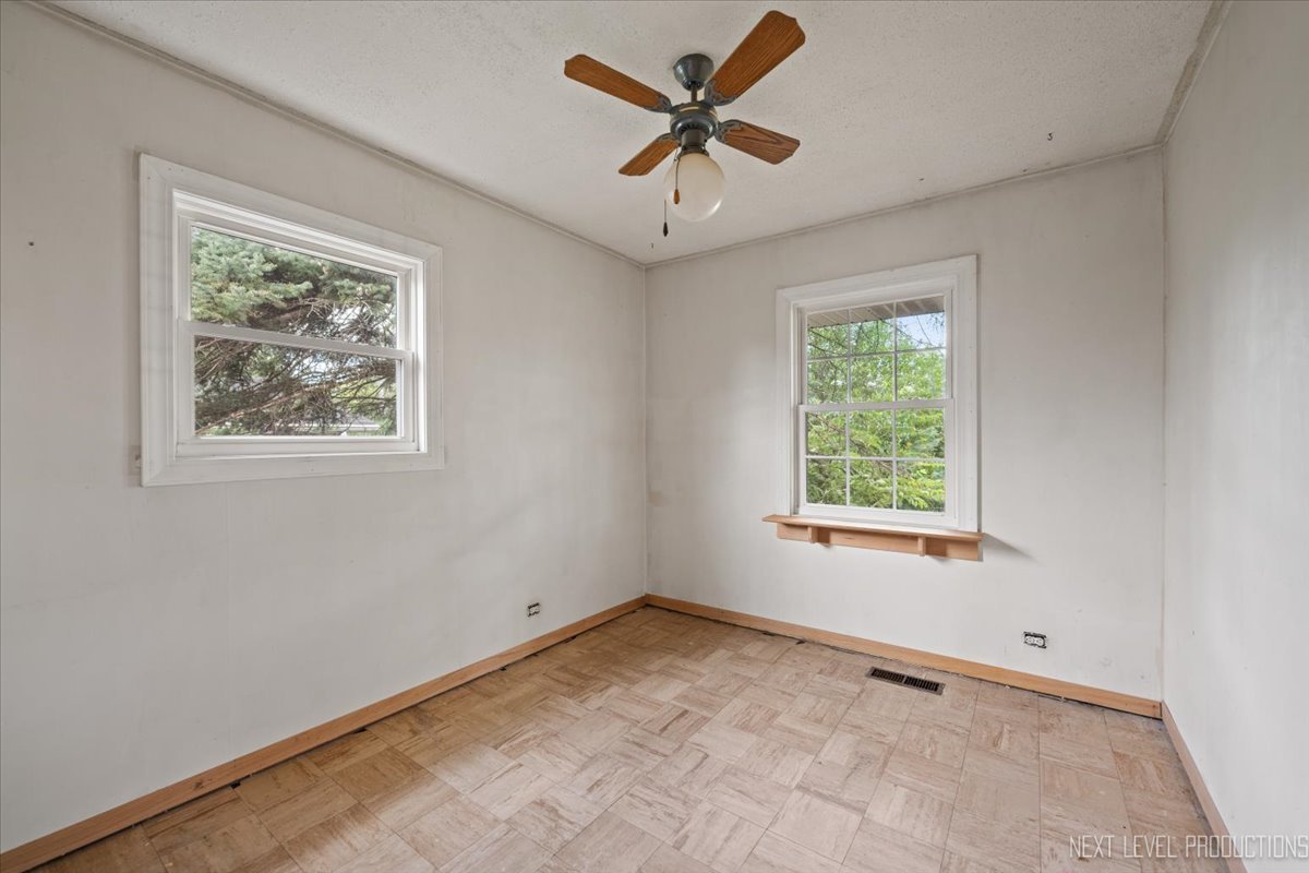 2807 75th Street, Woodridge, IL 60517