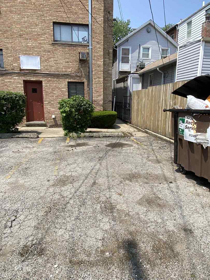 919 S Carpenter Street #3N, Chicago, IL 60607