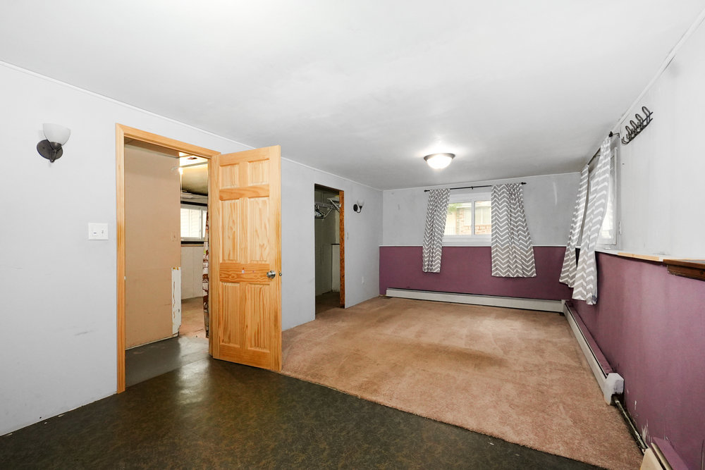 1915 E Clark Street, Diamond, IL 60416