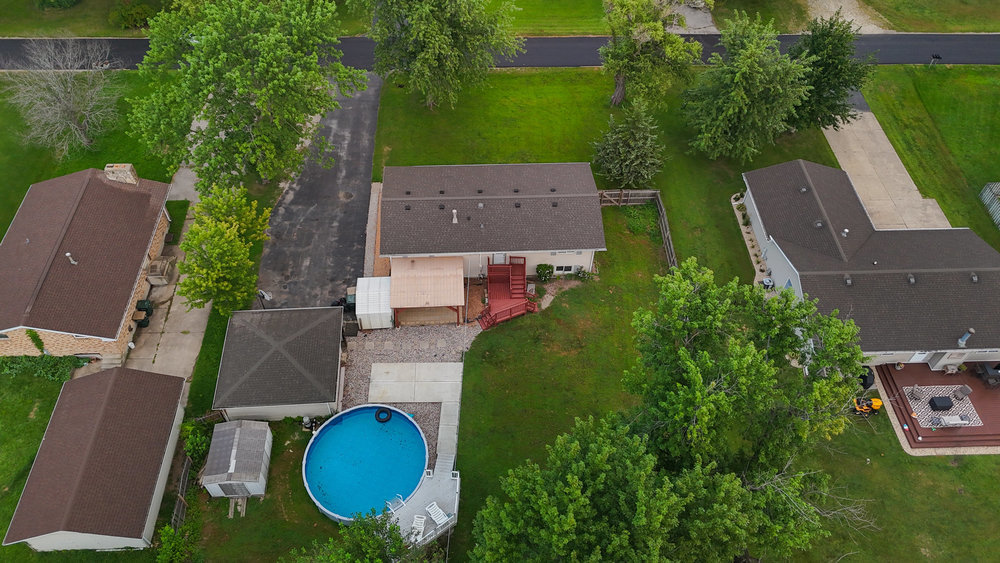 1915 E Clark Street, Diamond, IL 60416