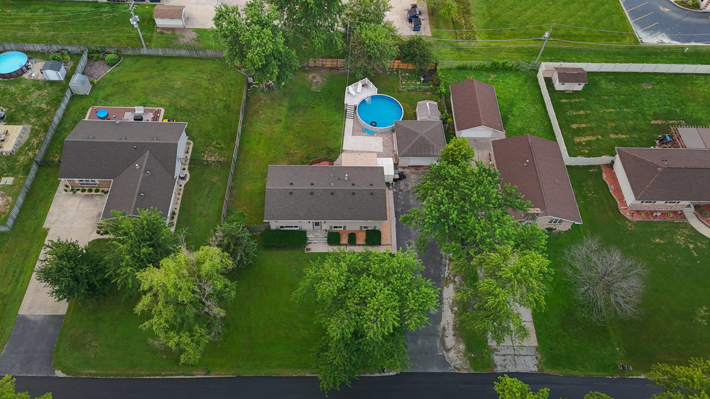 1915 E Clark Street, Diamond, IL 60416