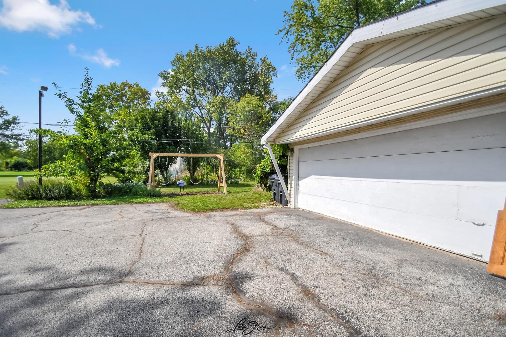 16914 Parkside Avenue, South Holland, IL 60473