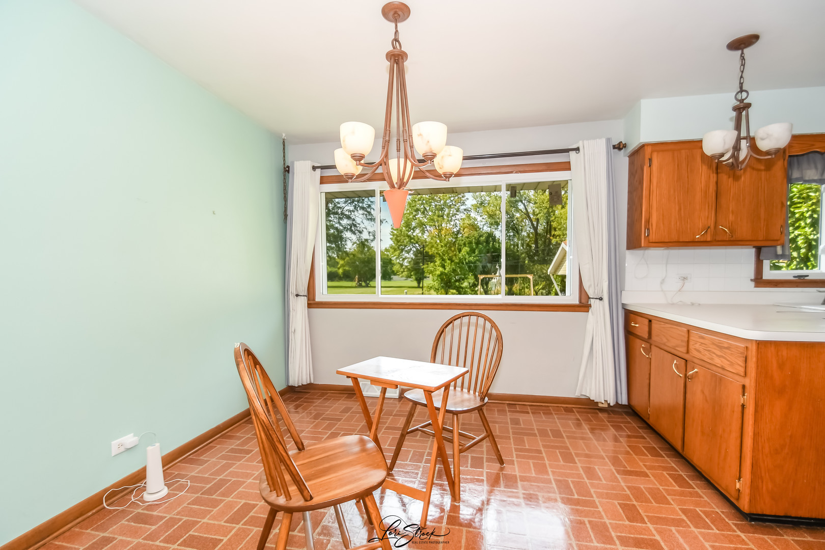 16914 Parkside Avenue, South Holland, IL 60473