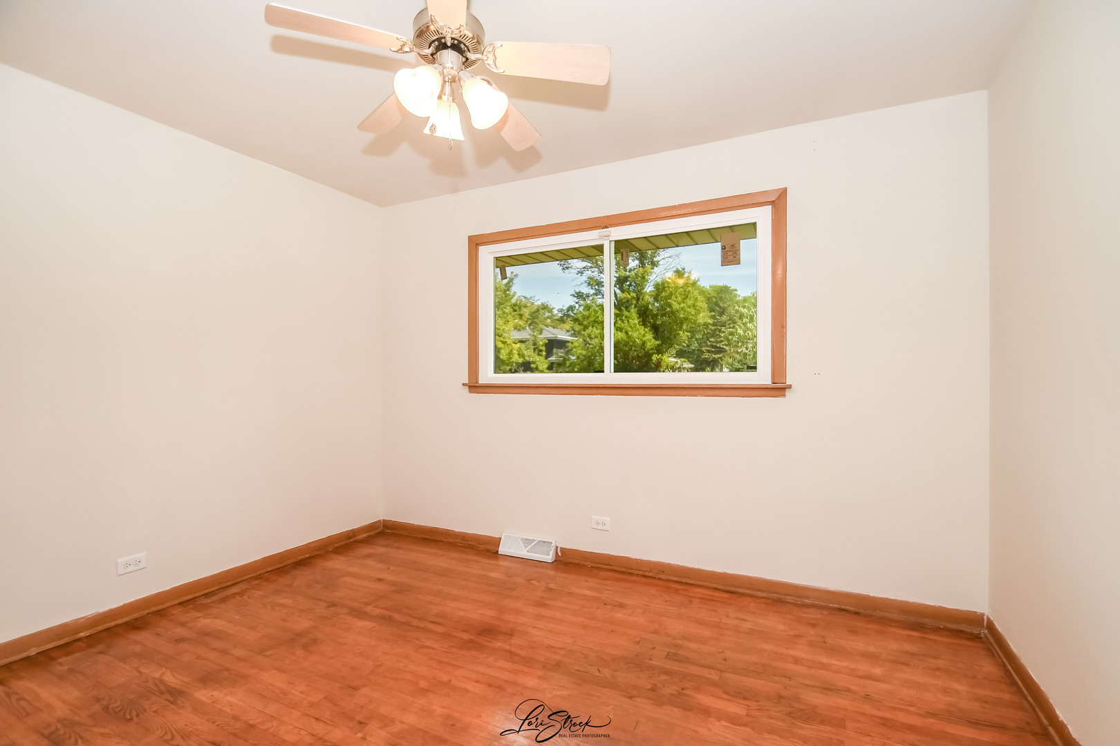 16914 Parkside Avenue, South Holland, IL 60473