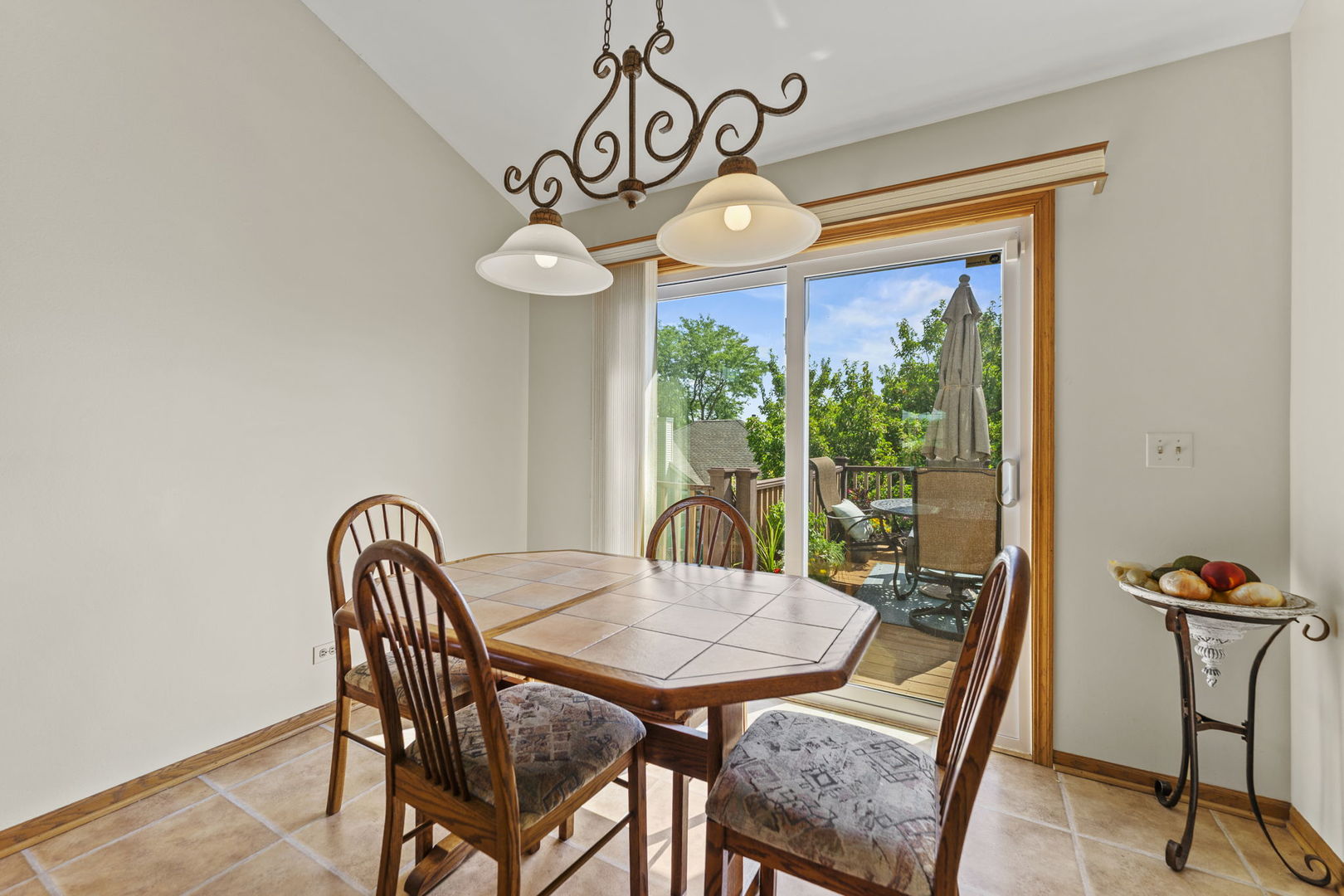 552 Garland Court, Lake Zurich, IL 60047