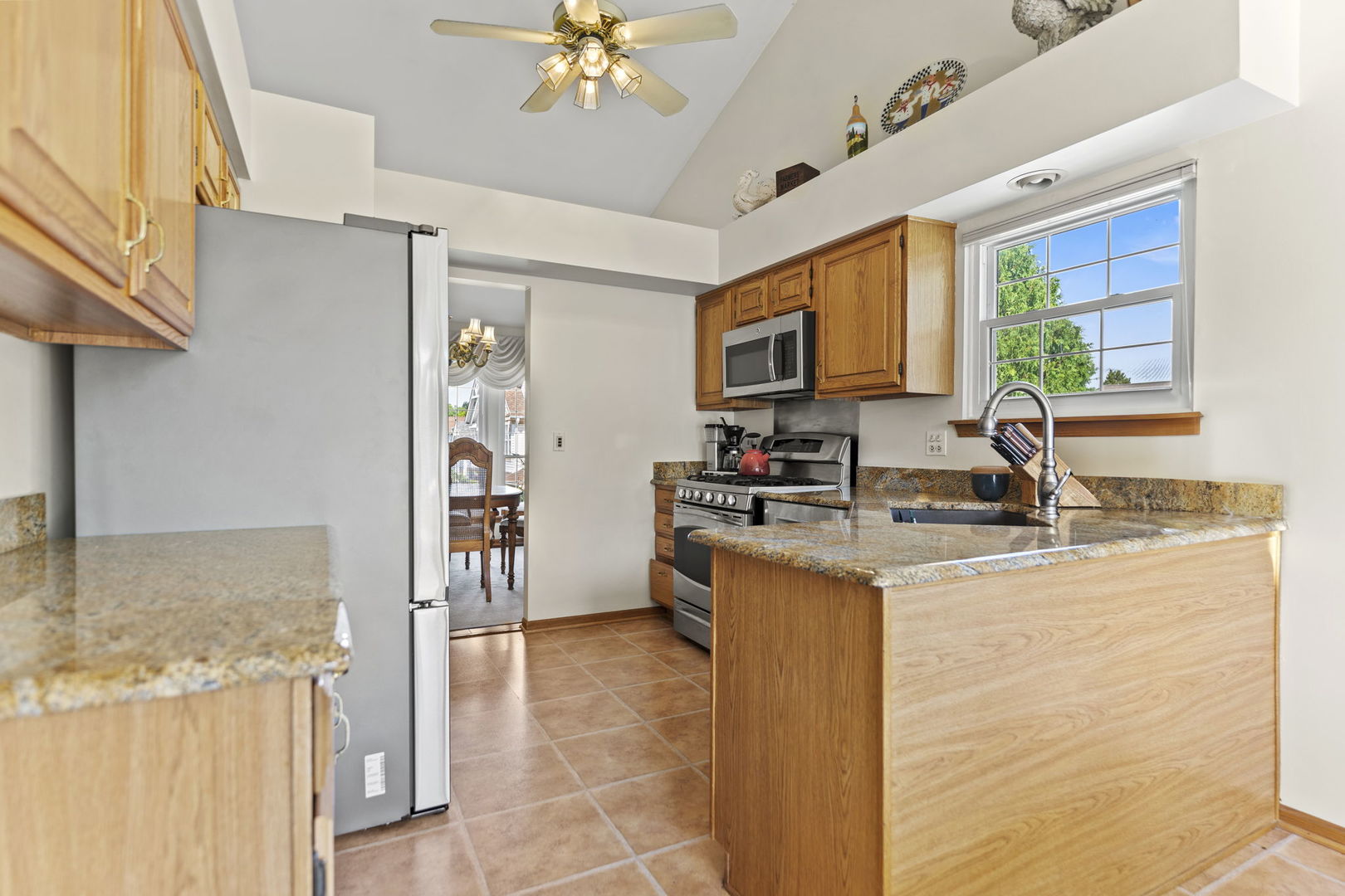 552 Garland Court, Lake Zurich, IL 60047