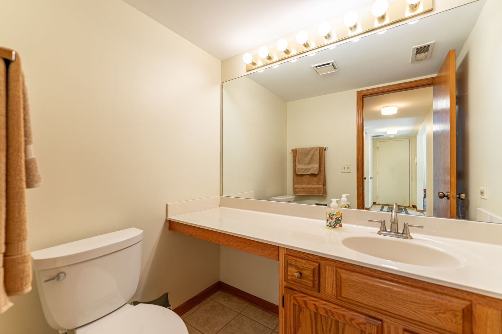 552 Garland Court, Lake Zurich, IL 60047